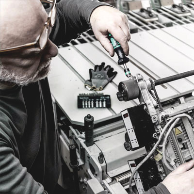 Отвертка динамометрическая WERA WE-074701  1.2-3.0Нм 1/4 дюйм регулируемая с БЗП