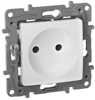 Розетка силов. Legrand Etika 672220 скрыт. IP21 белый