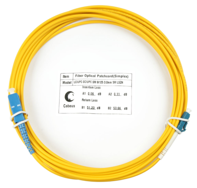 Комм. шнур оптический Cabeus Tight Buffer, Simplex SC/LC, OS2 9/125, LSZH, 15м, Ø 3мм, синий хвостовик, цвет: жёлтый