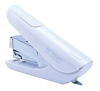 Степлер Kw-Trio 0556B-WHT Mini Air touch 24/6 26/6 (20листов) белый 50скоб пластик закрытый коробка