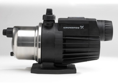 Садовый насос напорный Grundfos MQ 3-45 1000Вт 3800л/час