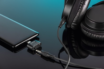 Адаптер Hama Premium 00135747 USB Type-C (m) mini-Jack 3.5 (f)