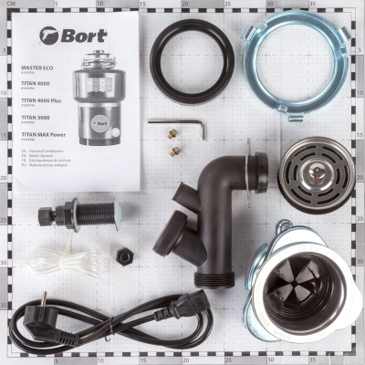 Измельчитель Bort Titan 5000 560Вт черный