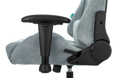 Кресло игровое Бюрократ VIKING KNIGHT Fabric серо-голубой Light-28 с подголов. крестовина металл