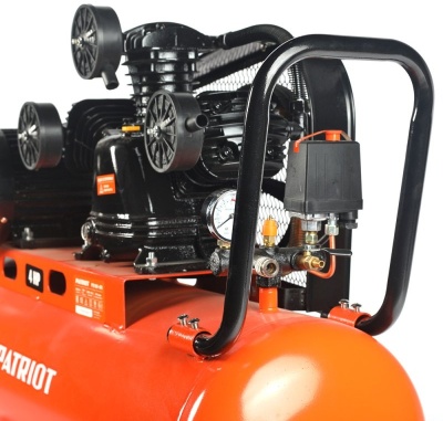 Компрессор поршневой Patriot PTR 100-670 масляный 670л/мин 100л 3000Вт оранжевый