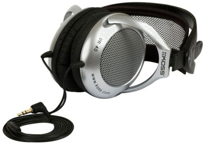 Наушники накладные Koss UR40 1.2м черный проводные оголовье (10101534)