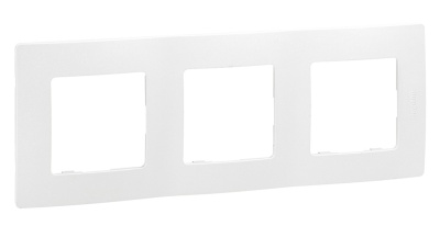 ETIKA Рамка 3поста, бел. Legrand 672503