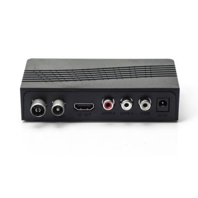 Ресивер DVB-T2 Harper HDT2-1514 черный