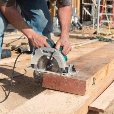 Циркулярная пила (дисковая) Makita HS7600 1200Вт (ручная)